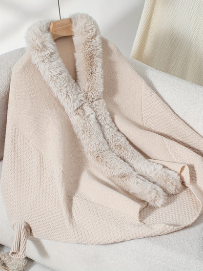 Châle à col en fausse fourrure