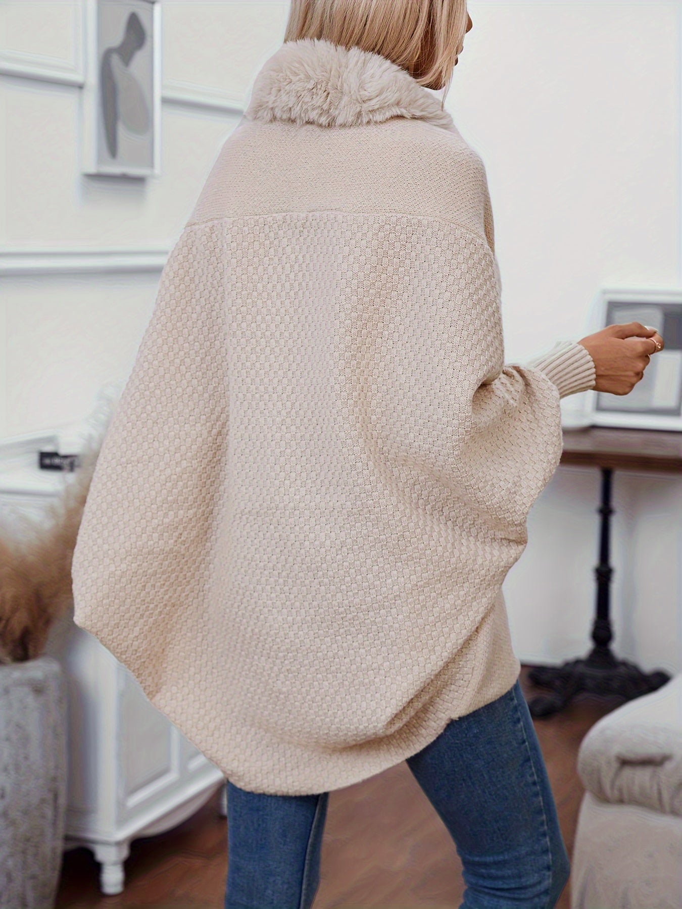 Châle à col en fausse fourrure