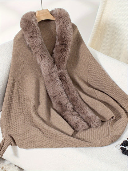 Châle à col en fausse fourrure